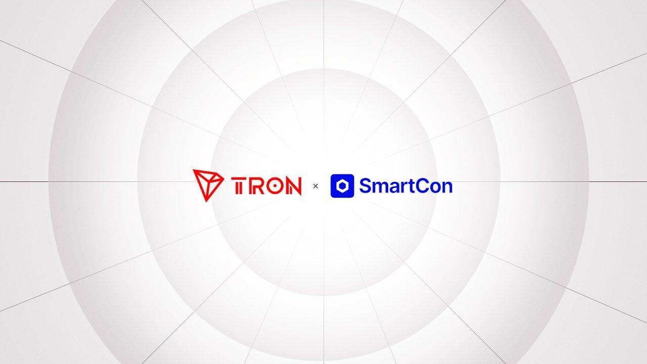 孙宇晨在 Chainlink SmartCon 2025 大会上发表主题演讲，TRON DAO 成为本次大会的黄金赞助商。